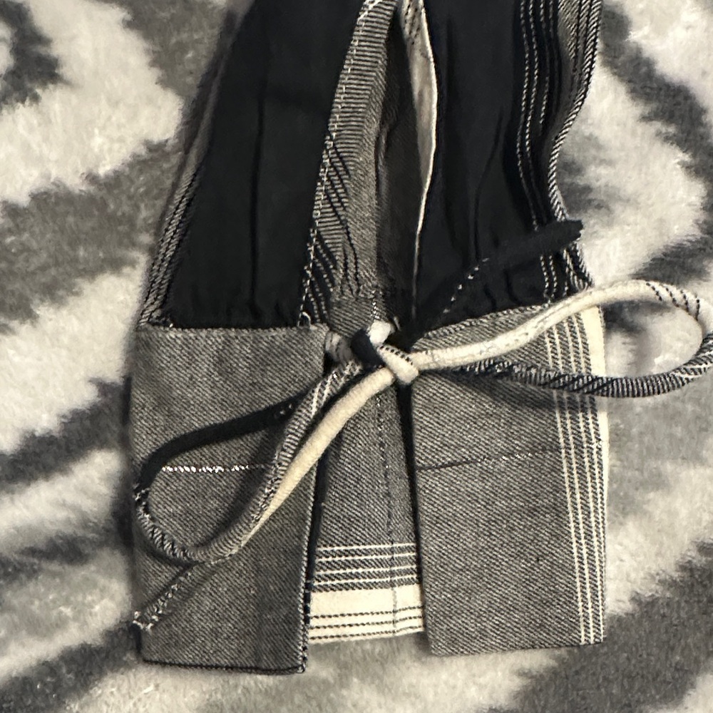 LOFT Plaid Tunic Top - Black, Gray & Cream - Picture 3 of 4